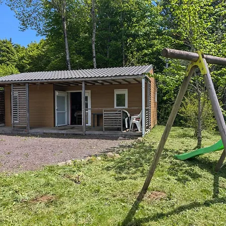 Mobil-home Moderne Dans La Nature D'auvergne - Fr-1-814-134 Chalé